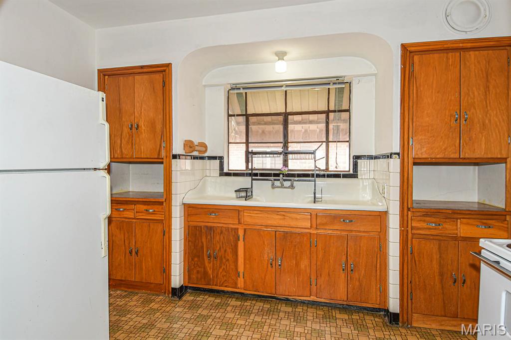 5859 Nottingham Avenue Unit: 2w