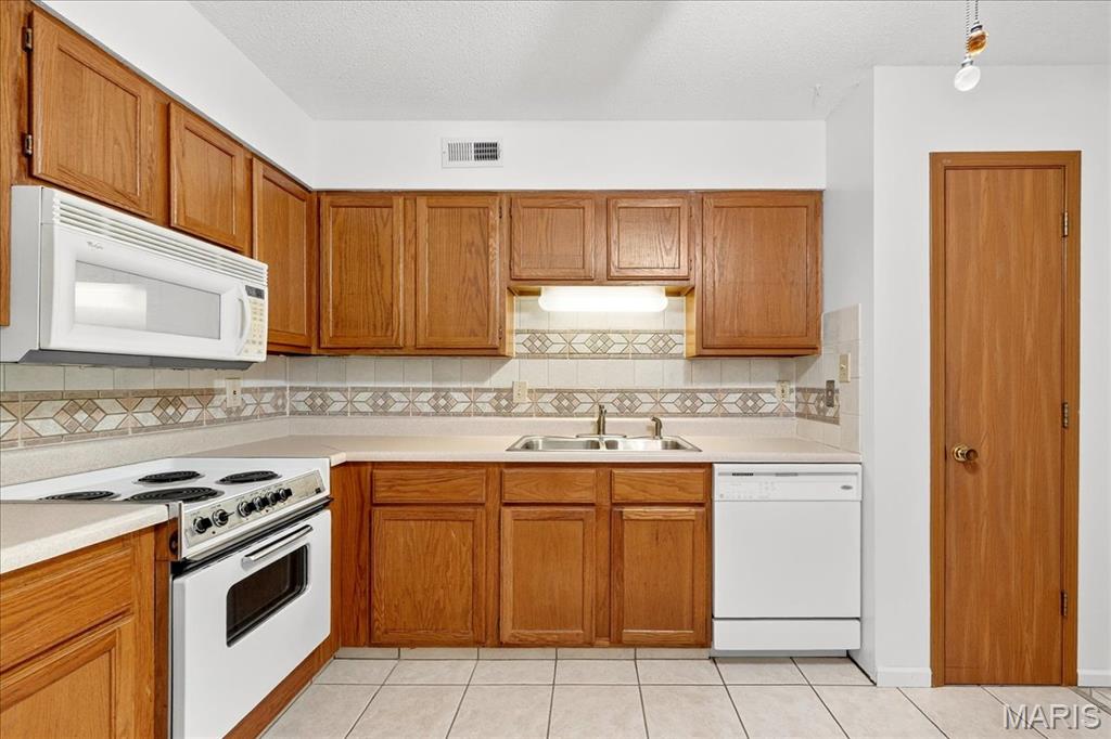 5265 Cricket Glen Court Unit: A