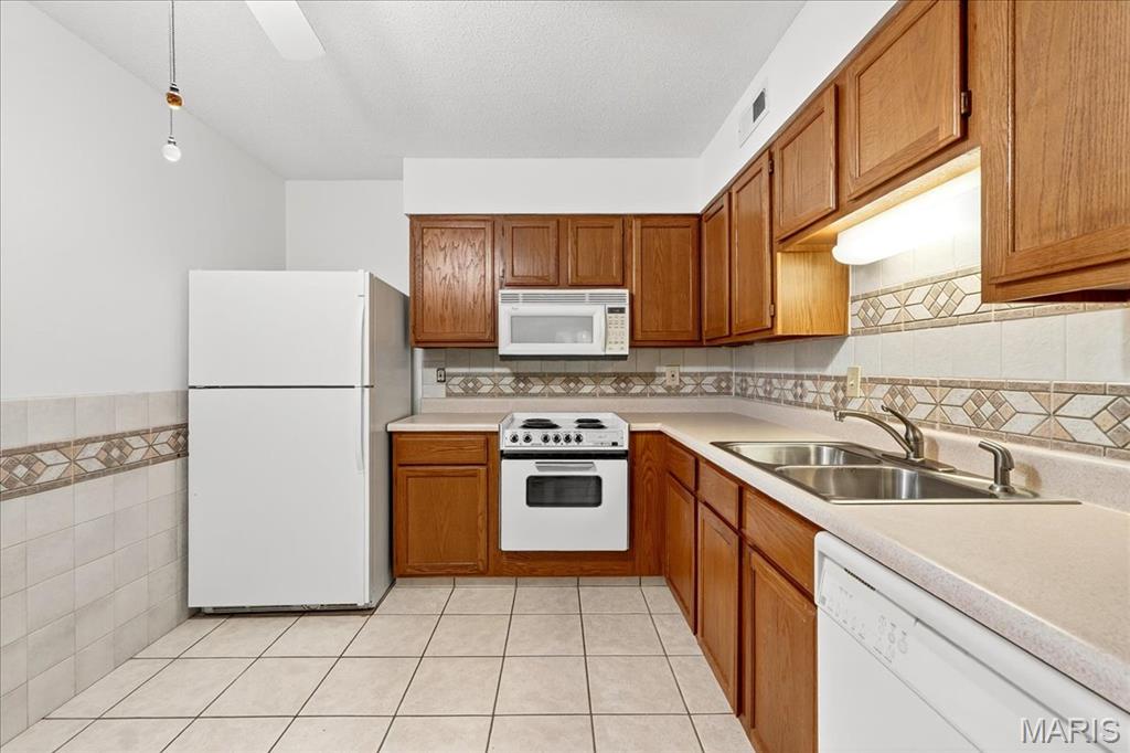 5265 Cricket Glen Court Unit: A