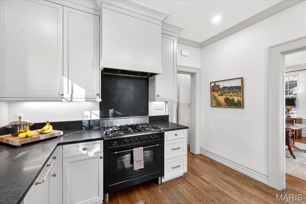 7022 Washington Avenue