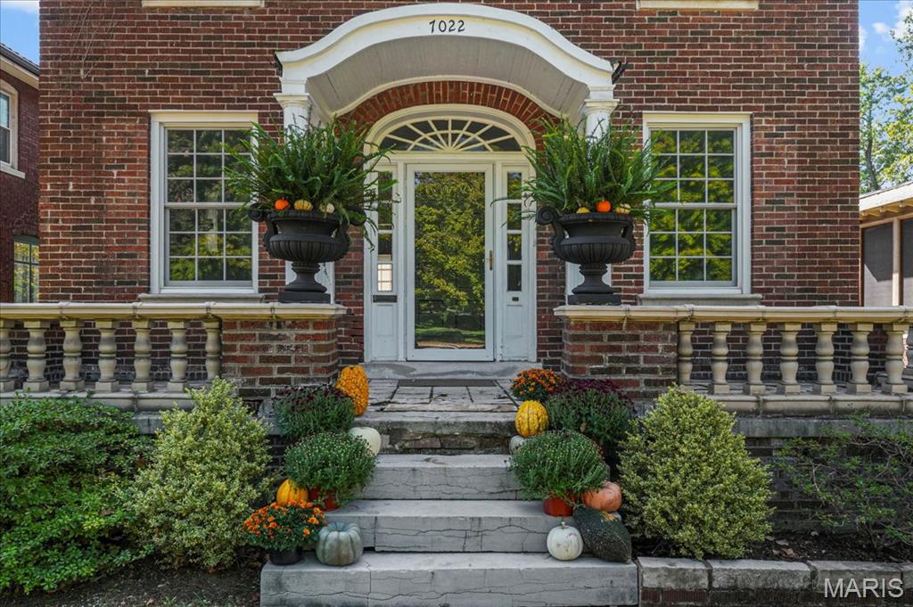 7022 Washington Avenue