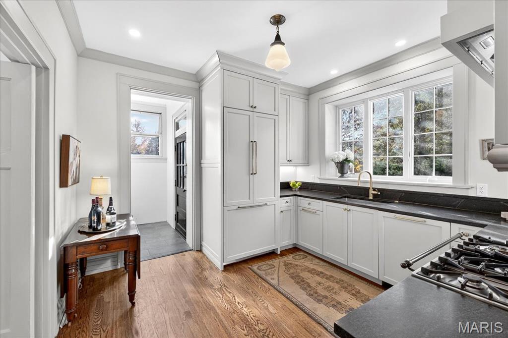 7022 Washington Avenue