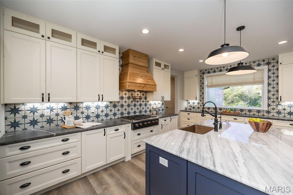 807 Iron Horse Trail