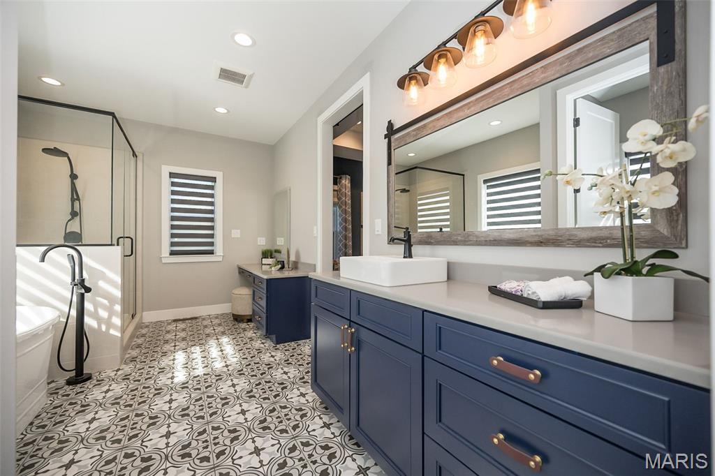 807 Iron Horse Trail