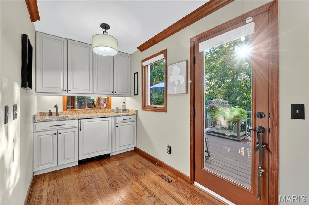 525 Black Canyon Court