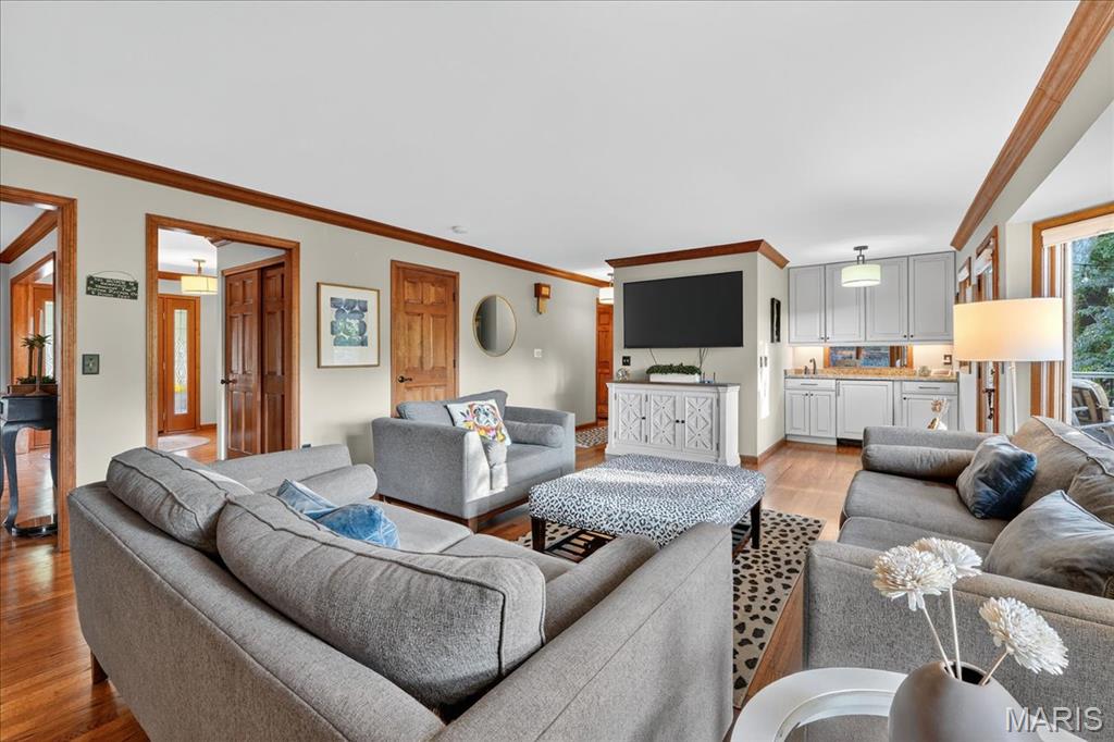 525 Black Canyon Court