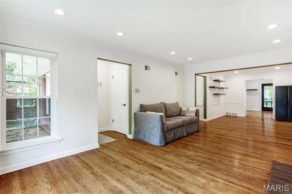 1229 Carol Ann Place