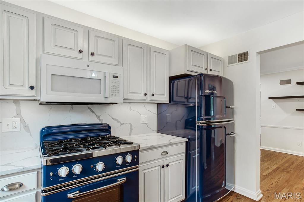 1229 Carol Ann Place