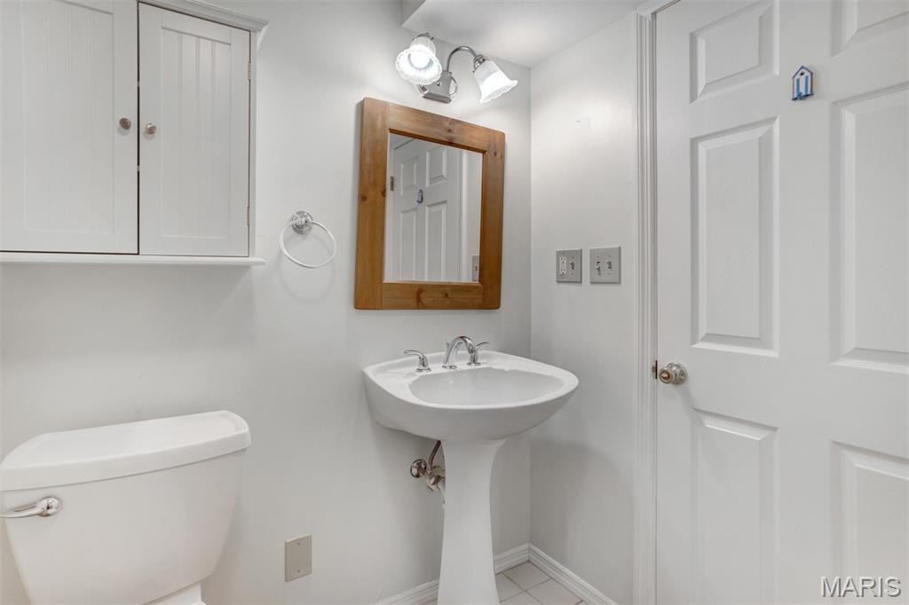 1229 Carol Ann Place