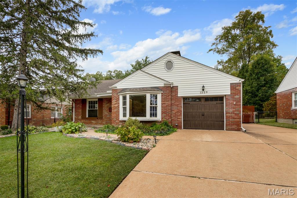 1229 Carol Ann Place