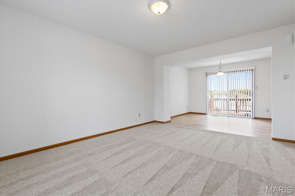 512 River Forest Drive