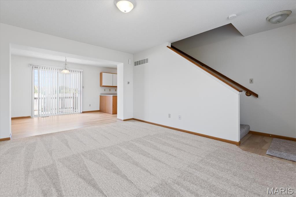 512 River Forest Drive