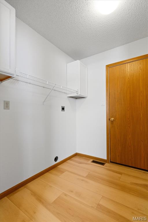 512 River Forest Drive