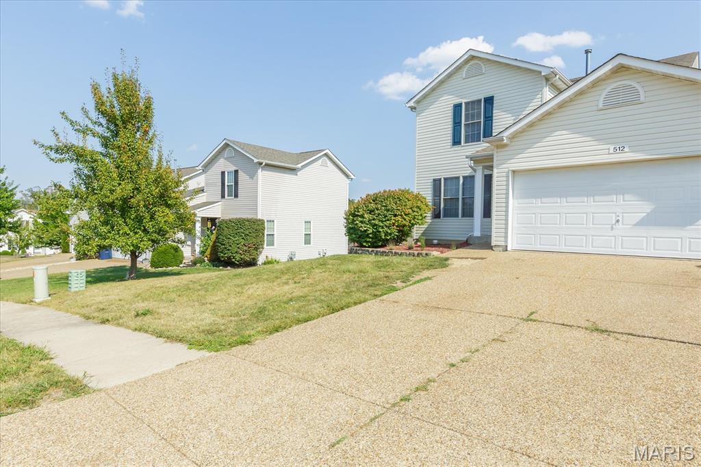 512 River Forest Drive