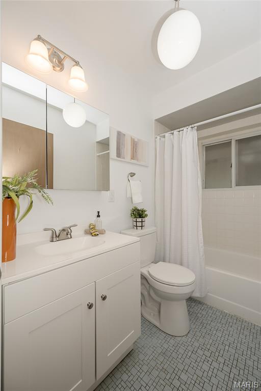 9838 Oak Haven Avenue