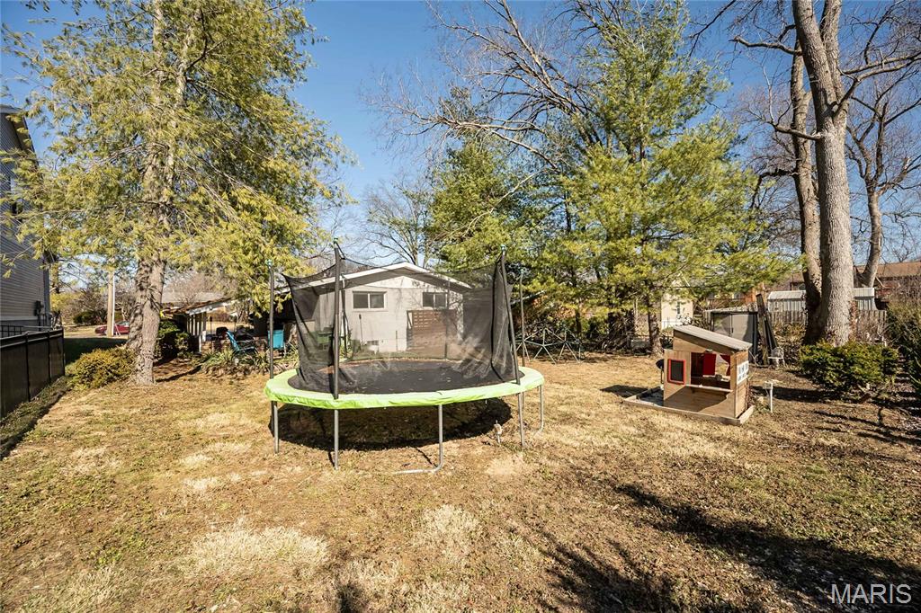 9838 Oak Haven Avenue