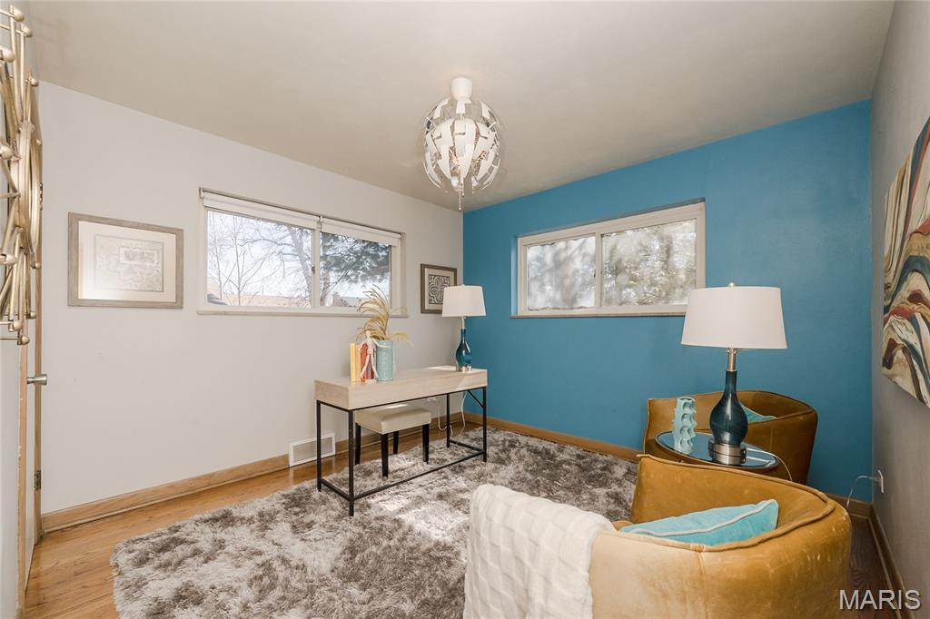 9838 Oak Haven Avenue