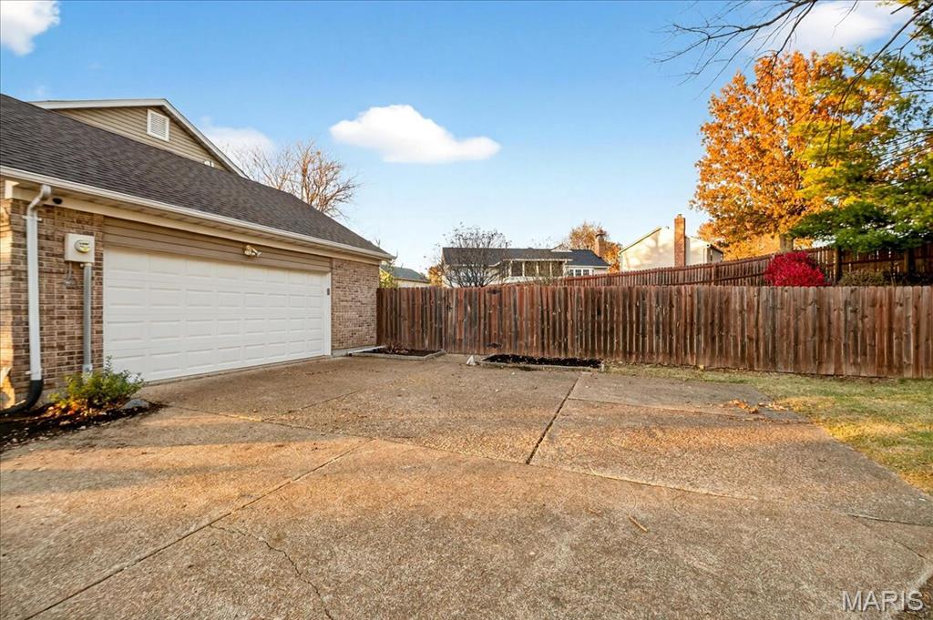 2705 Bluff Creek Court