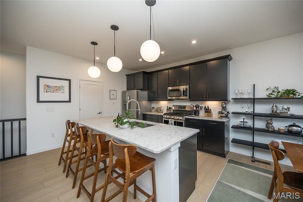 819 Upland Loop