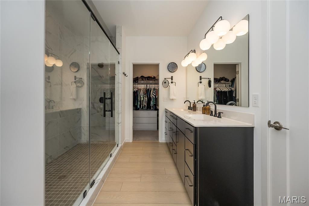 819 Upland Loop