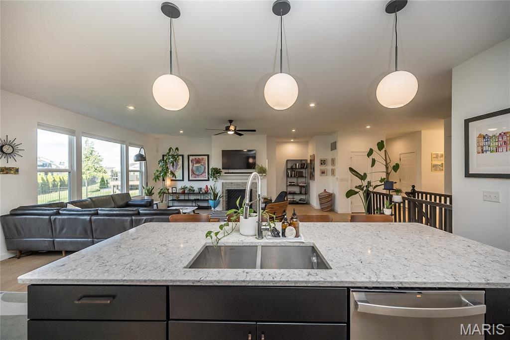 819 Upland Loop