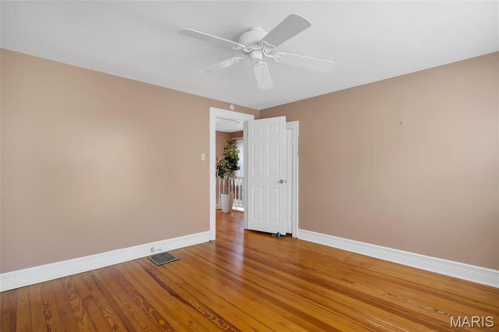 7572 Hiawatha Avenue