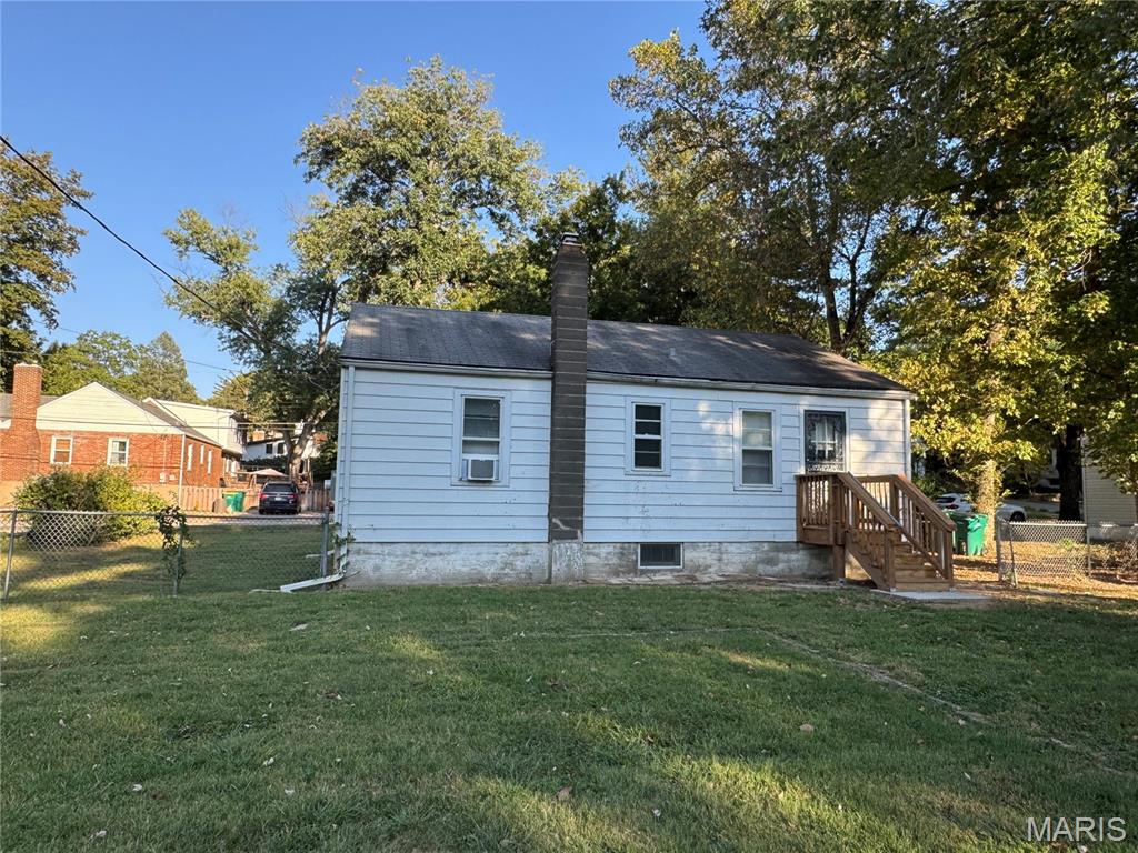 8 Oakwood Avenue