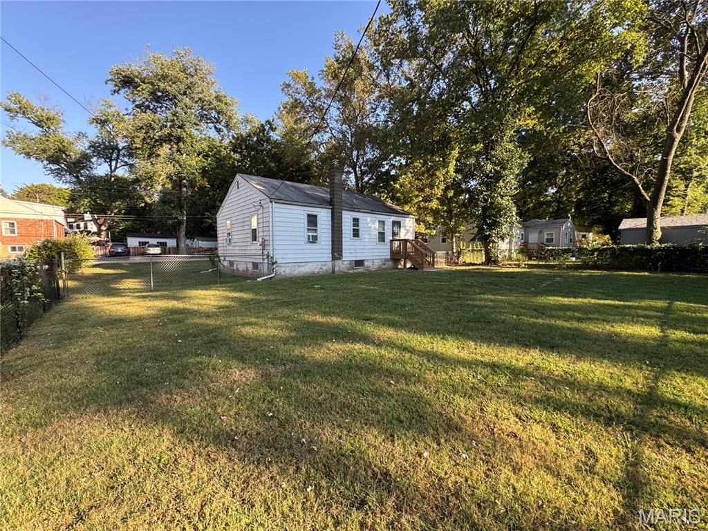 8 Oakwood Avenue