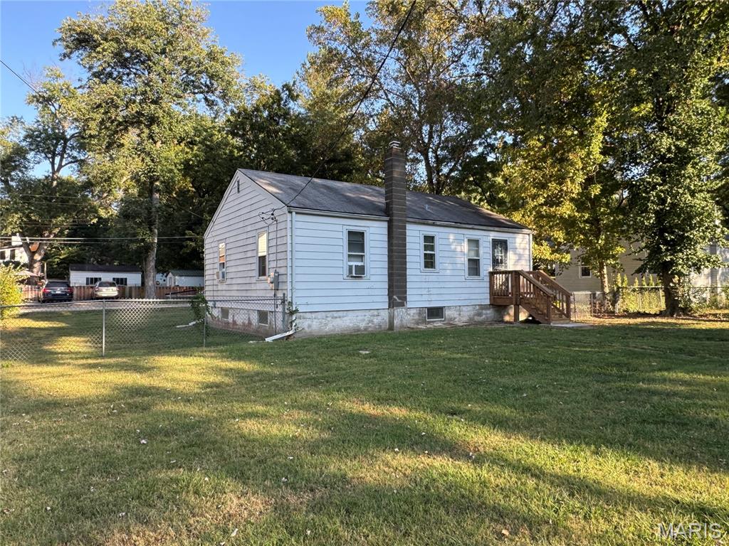8 Oakwood Avenue