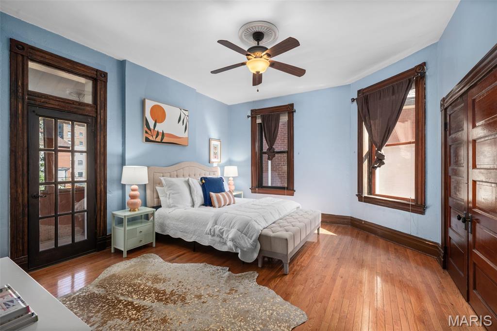 3629 Russell Boulevard