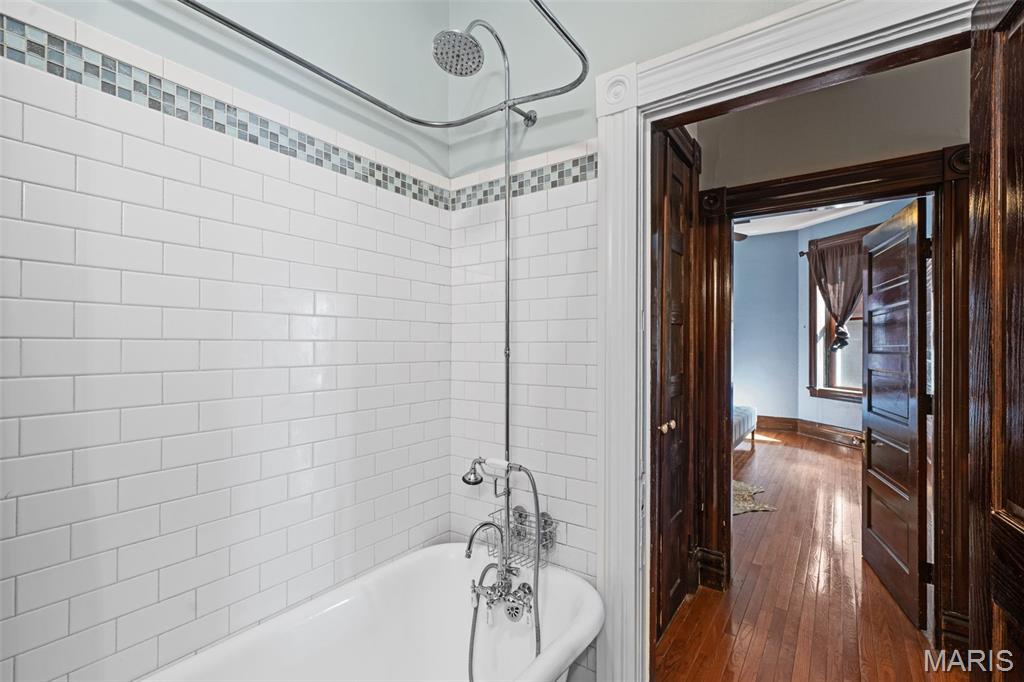 3629 Russell Boulevard