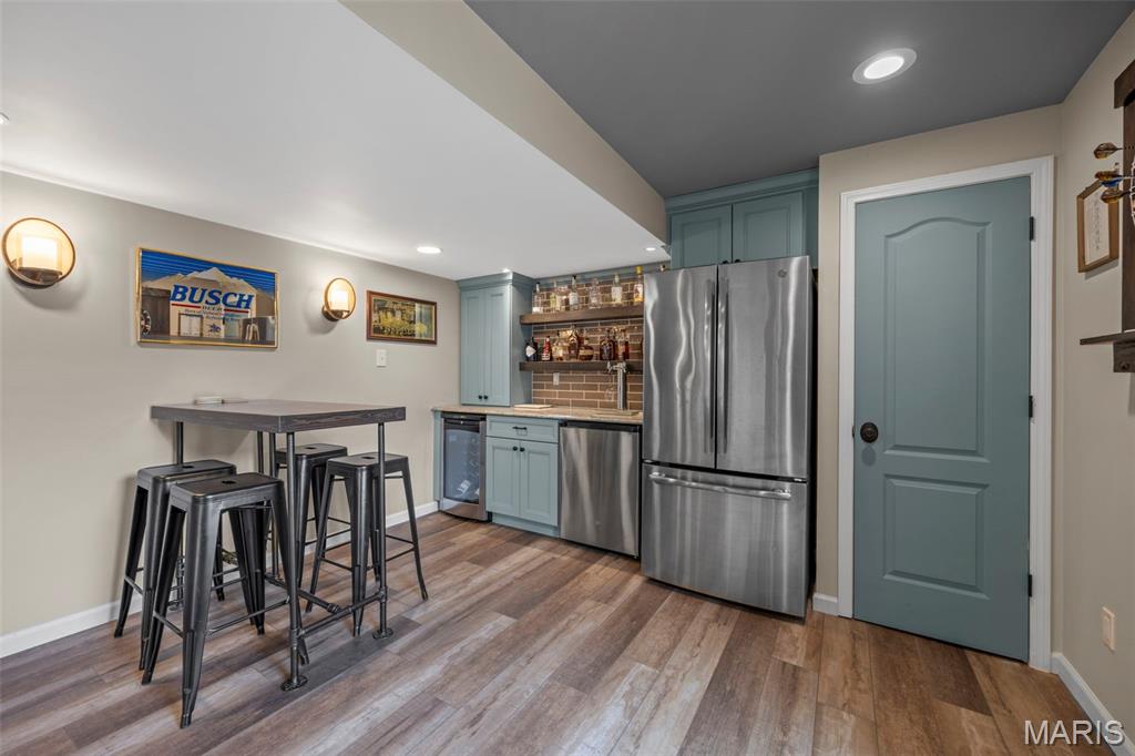 2022 Lynwood Ridge Drive