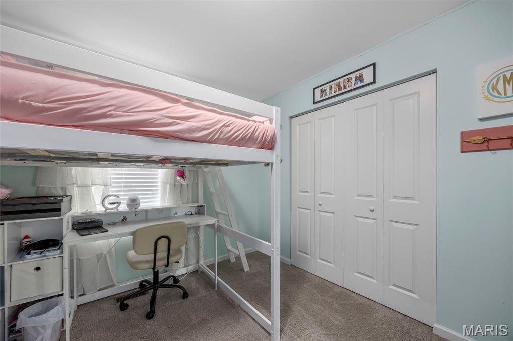 2022 Lynwood Ridge Drive