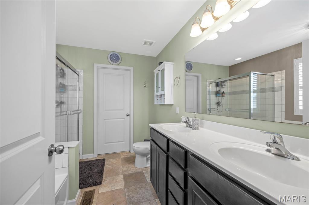 2022 Lynwood Ridge Drive