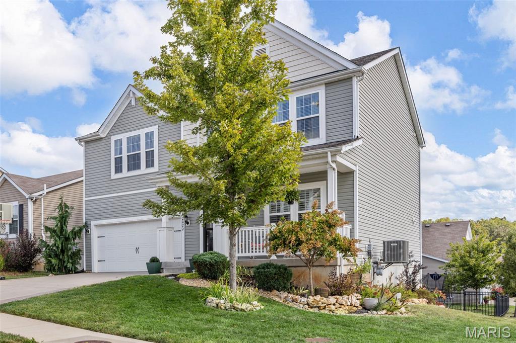 2022 Lynwood Ridge Drive