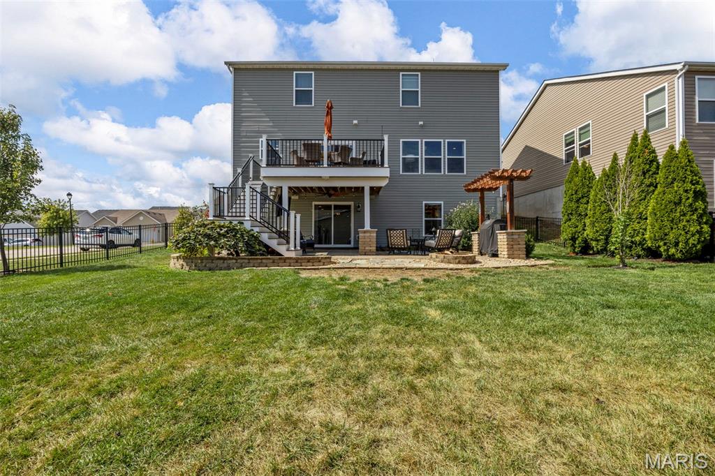 2022 Lynwood Ridge Drive