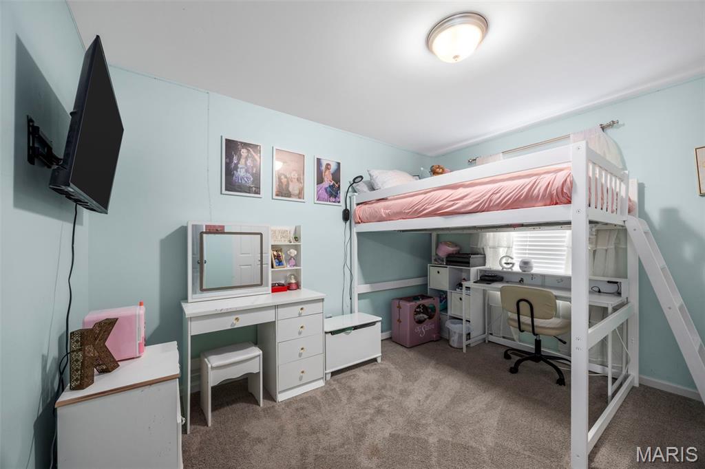 2022 Lynwood Ridge Drive