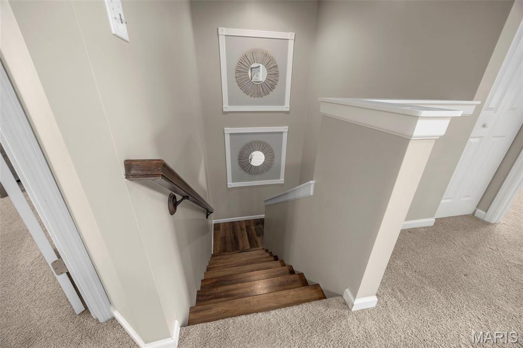 2022 Lynwood Ridge Drive