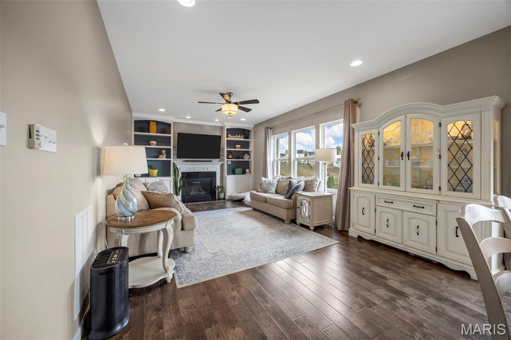 2022 Lynwood Ridge Drive