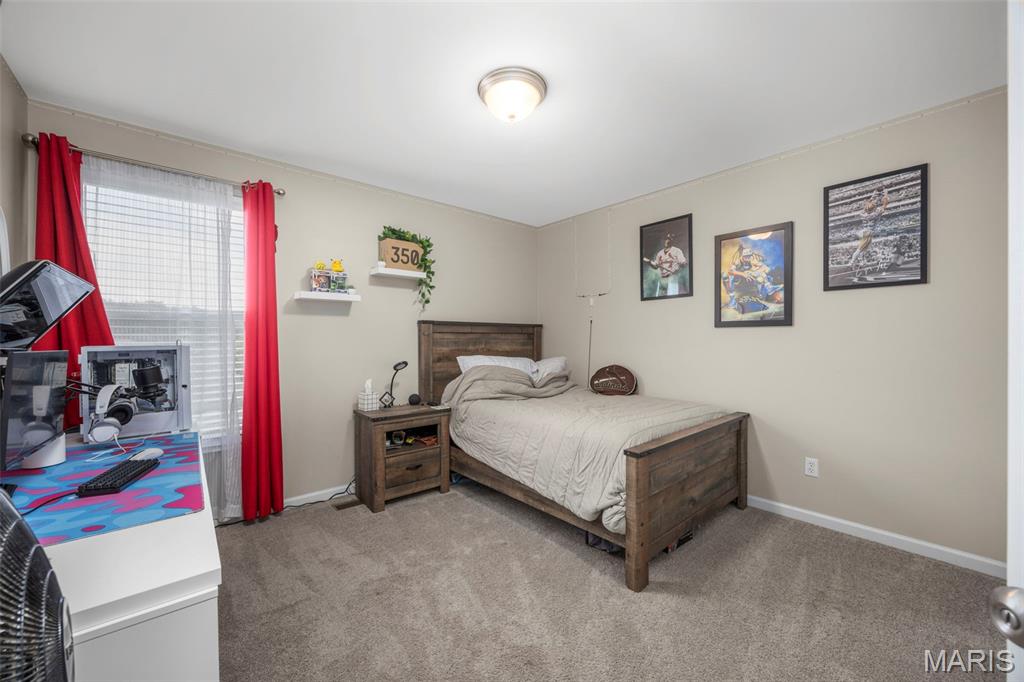 2022 Lynwood Ridge Drive