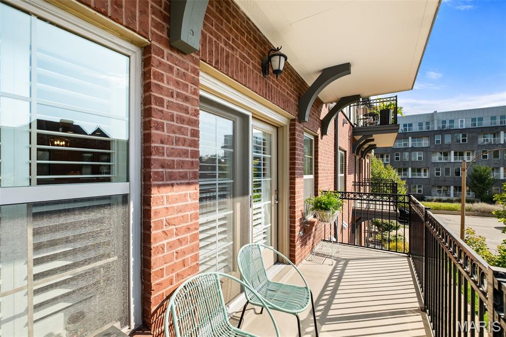 2211 S Grand Boulevard Unit: 210