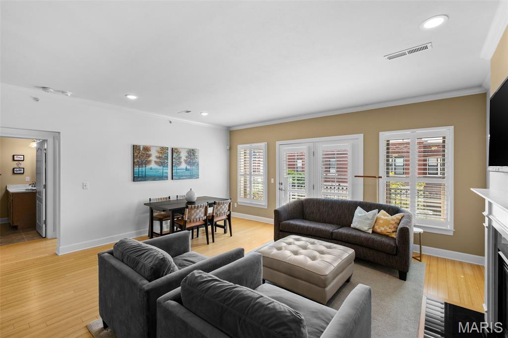 2211 S Grand Boulevard Unit: 210