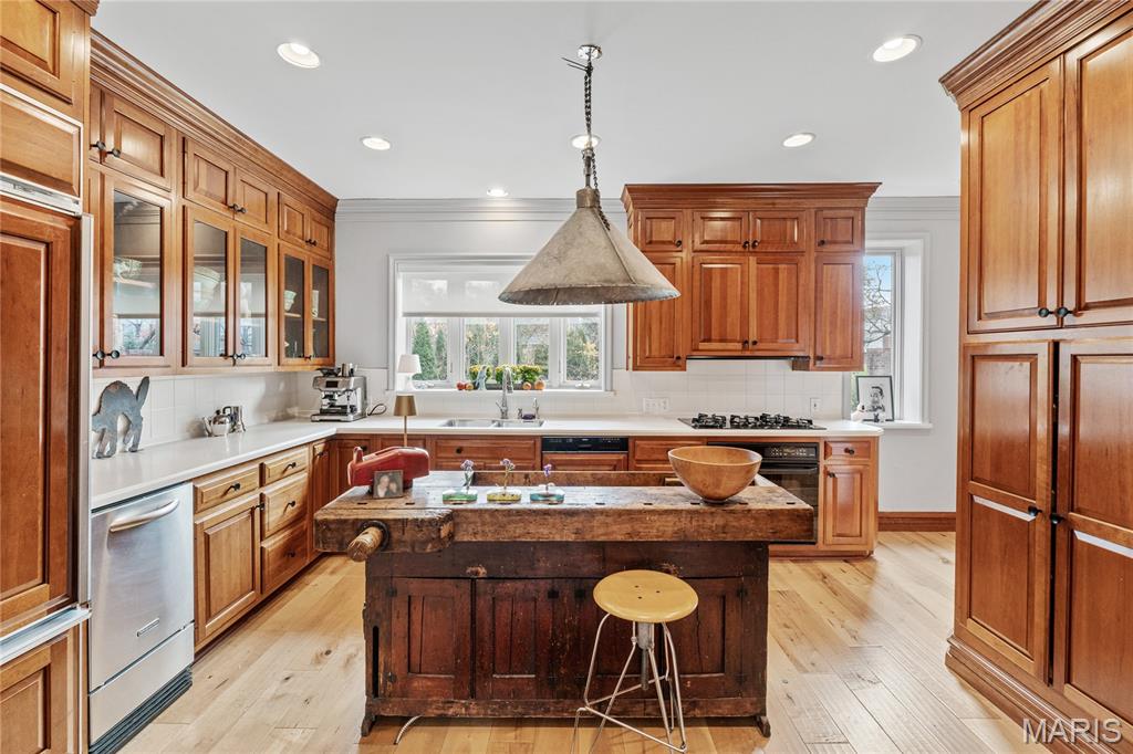1250 Hampton Park Drive