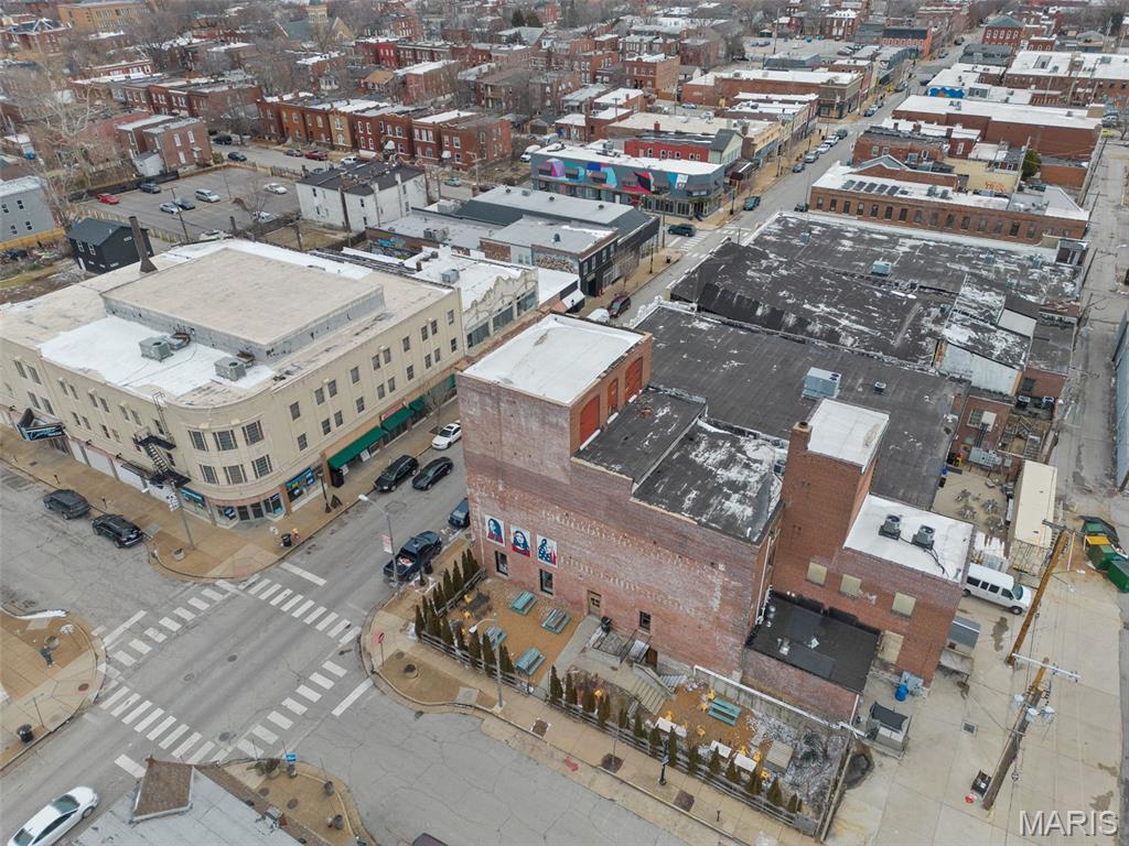 2724 Cherokee Street