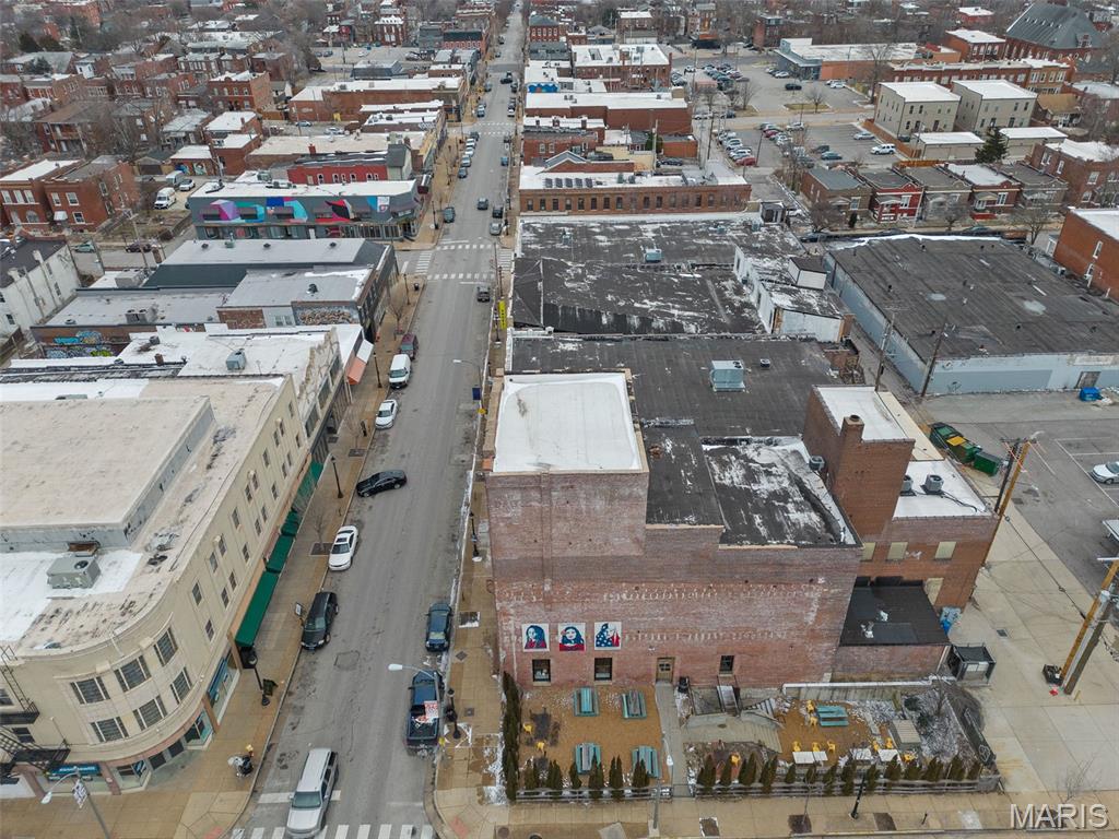 2724 Cherokee Street