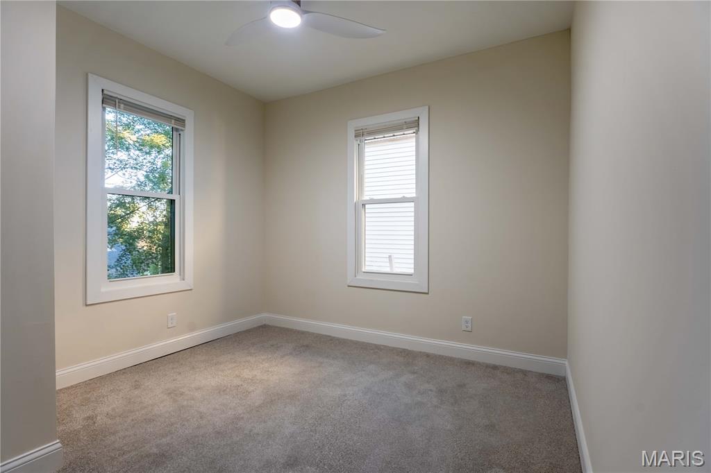 6215 Columbia Avenue