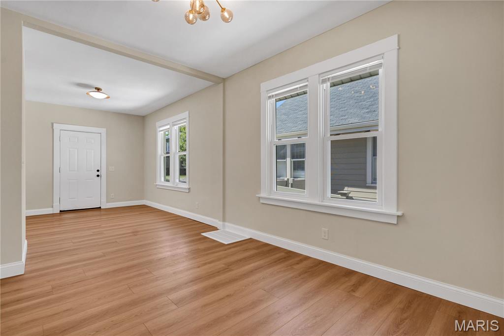 6215 Columbia Avenue