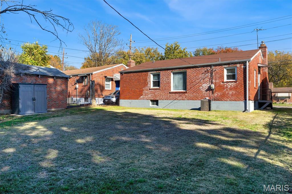 1059 North And South Road