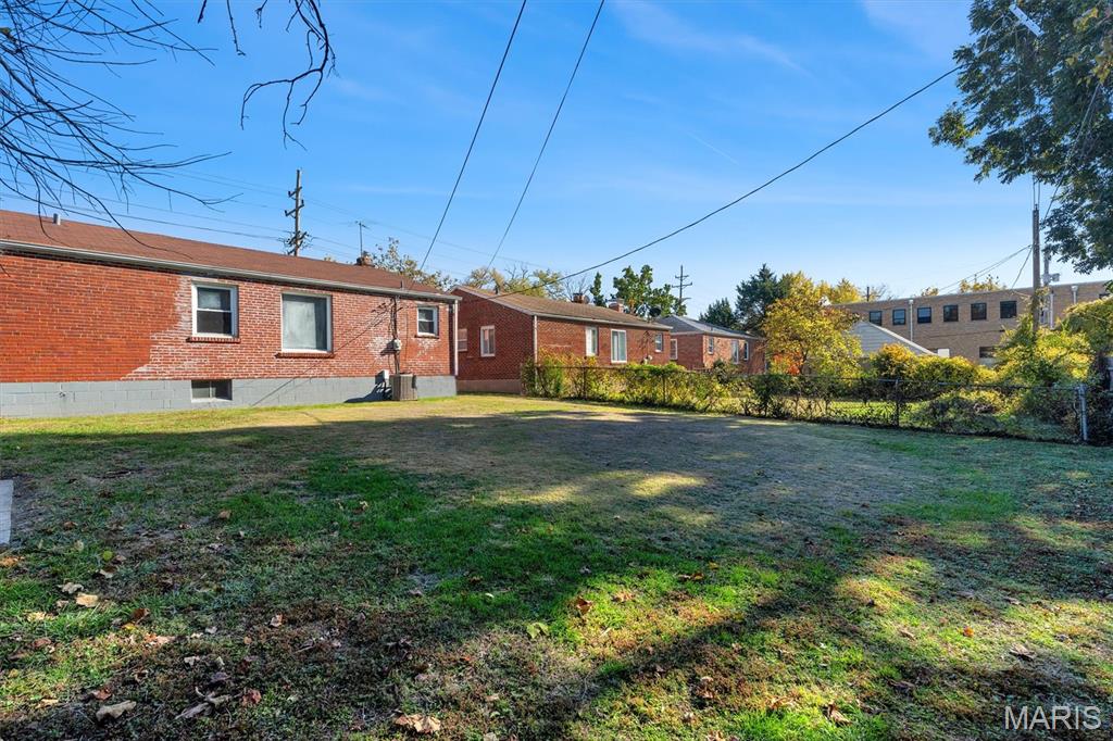 1059 North And South Road