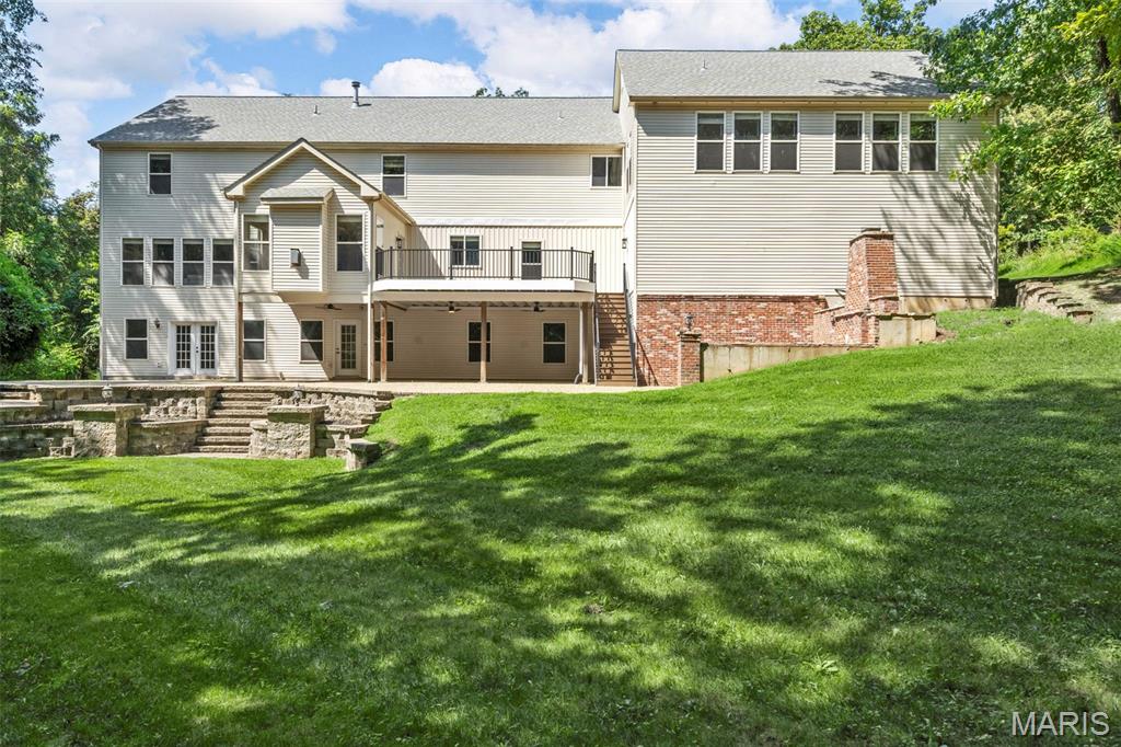 18498 Hollow Hills Drive